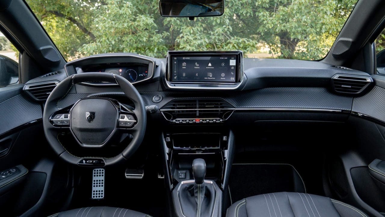 208 GT - Foto: Peugeot/divulgação