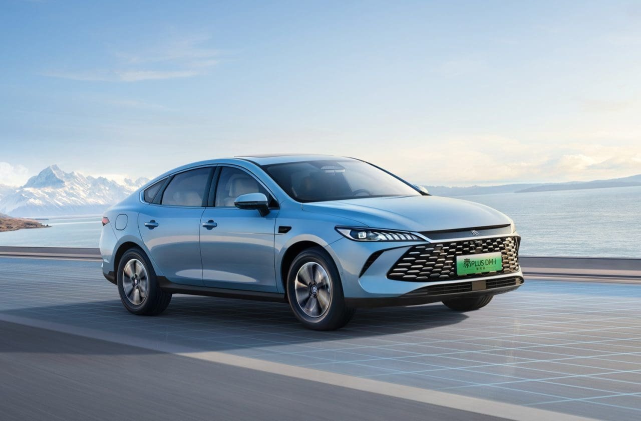 BYD Qin Plus: ‘irmão pobre’ do King é registrado no Brasil; conheça