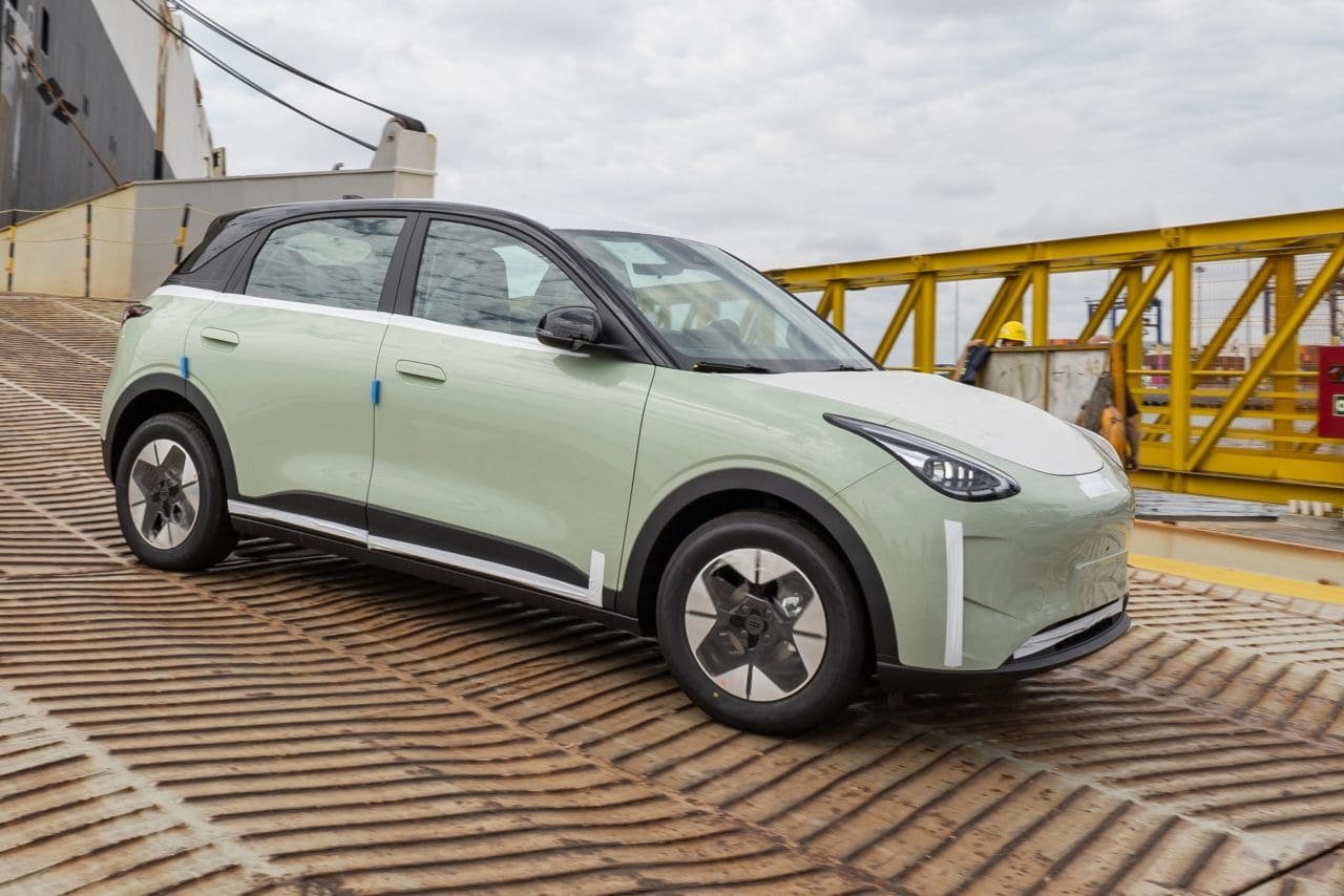 Geely EX2: como é o “anti-Dolphin” que estreia em novembro?