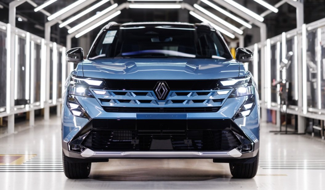 1º Renault Boreal produzido na fábrica da Renault em São José dos Pinhais (PR)