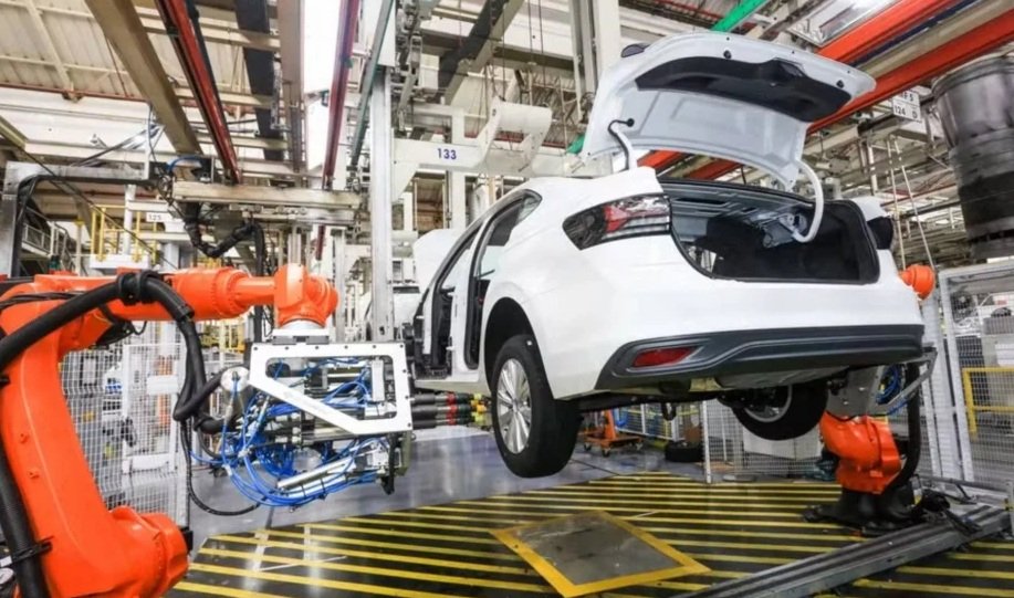 Setor automotivo corre para atender obrigatoriedade de frenagem automática de emergência