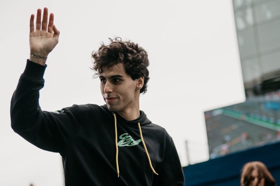 ‘O pior dia da minha vida’, lamenta Bortoleto após abandonar GP do Brasil