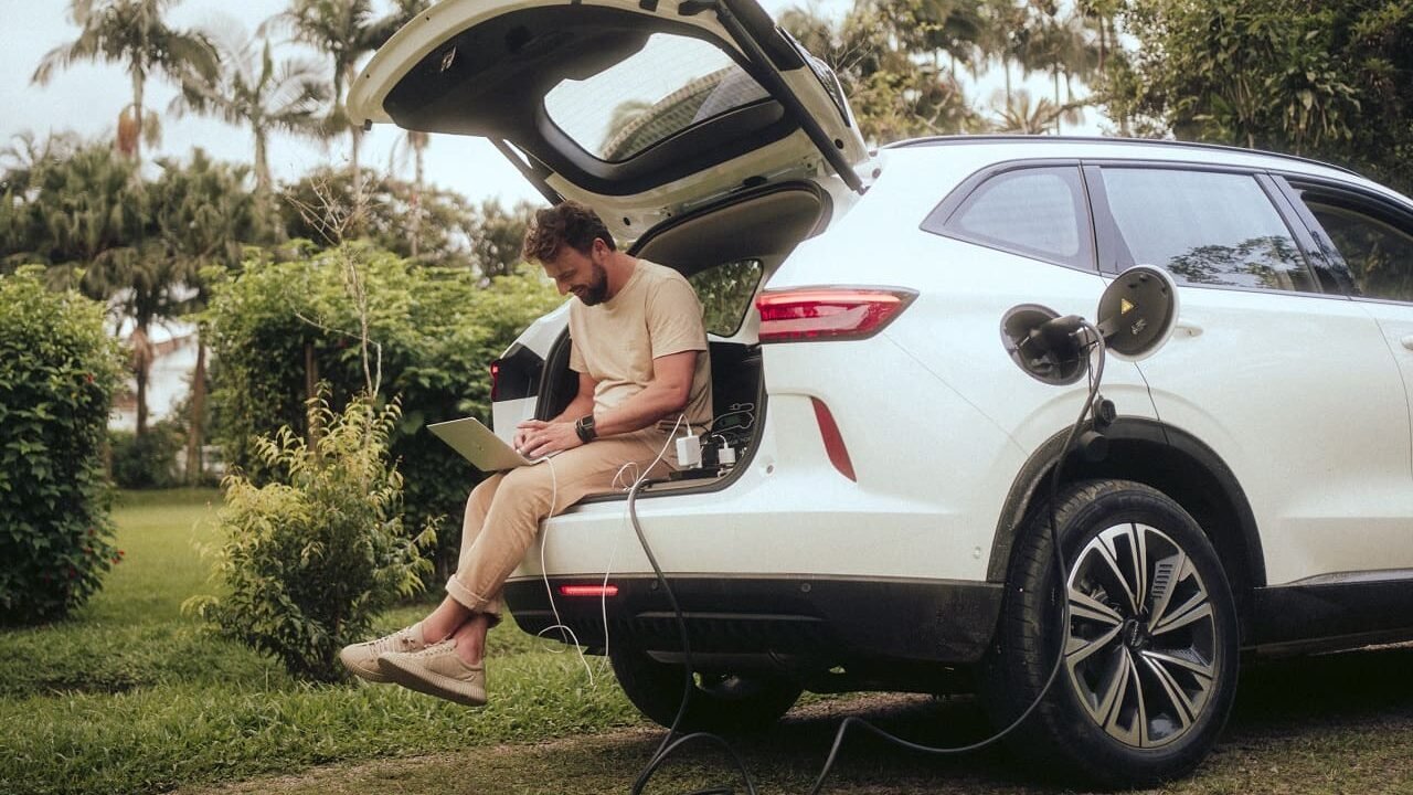 carro elétrico com cabo V2L