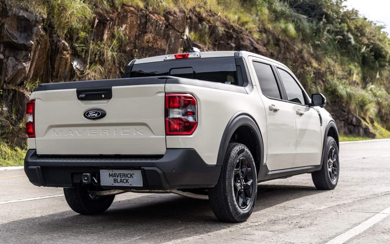 Ford Maverick Lariat Black 2025 - Foto: divulgação