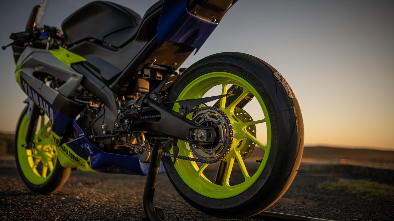 Lubrificação da corrente da moto