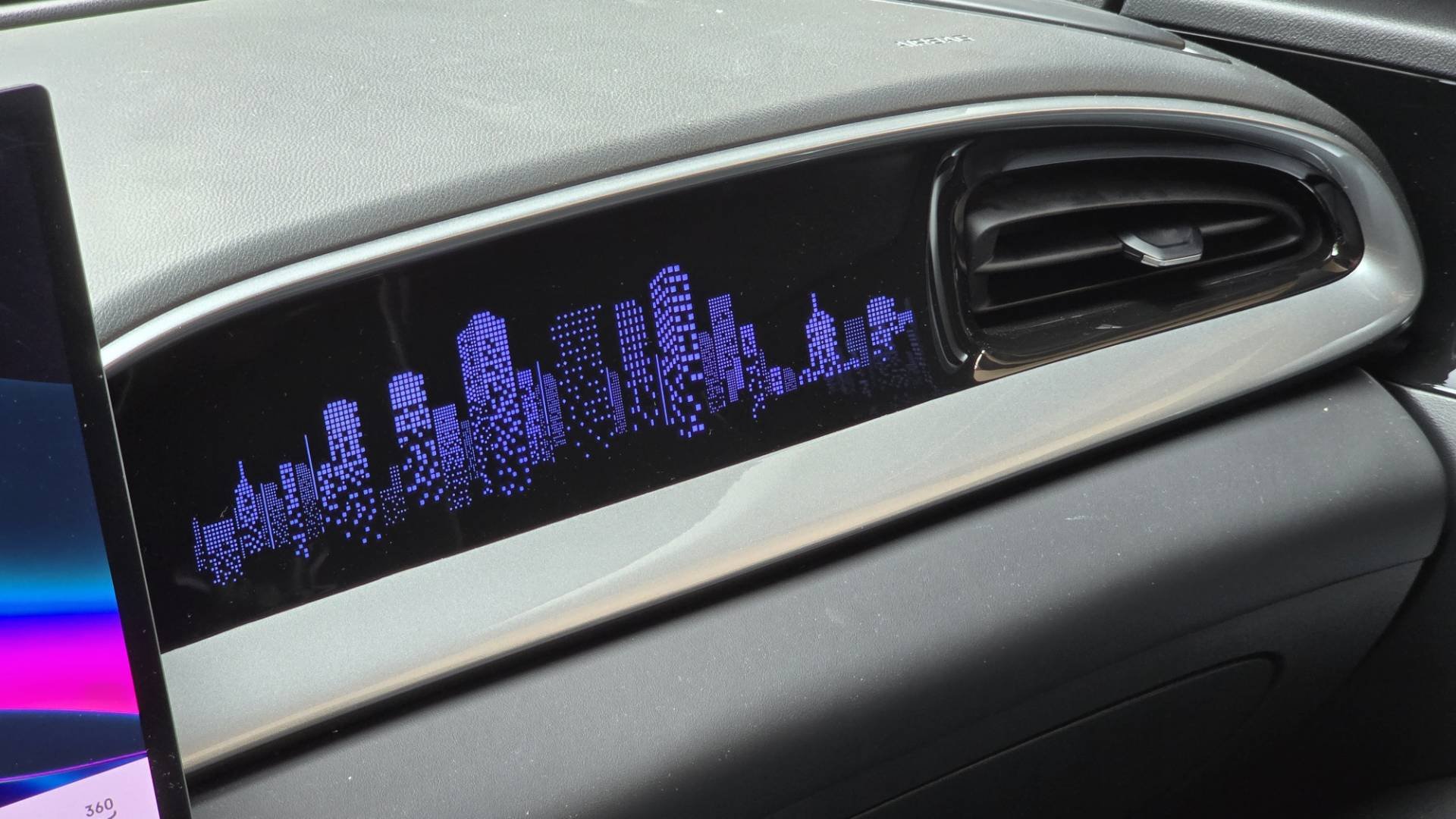 Geely EX2 Max 2026 rival de BYD Dolphin Mini