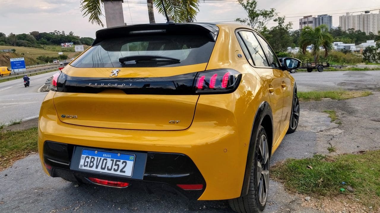 Peugeot 208 Elétrico - Foto: Lucca Mendonça