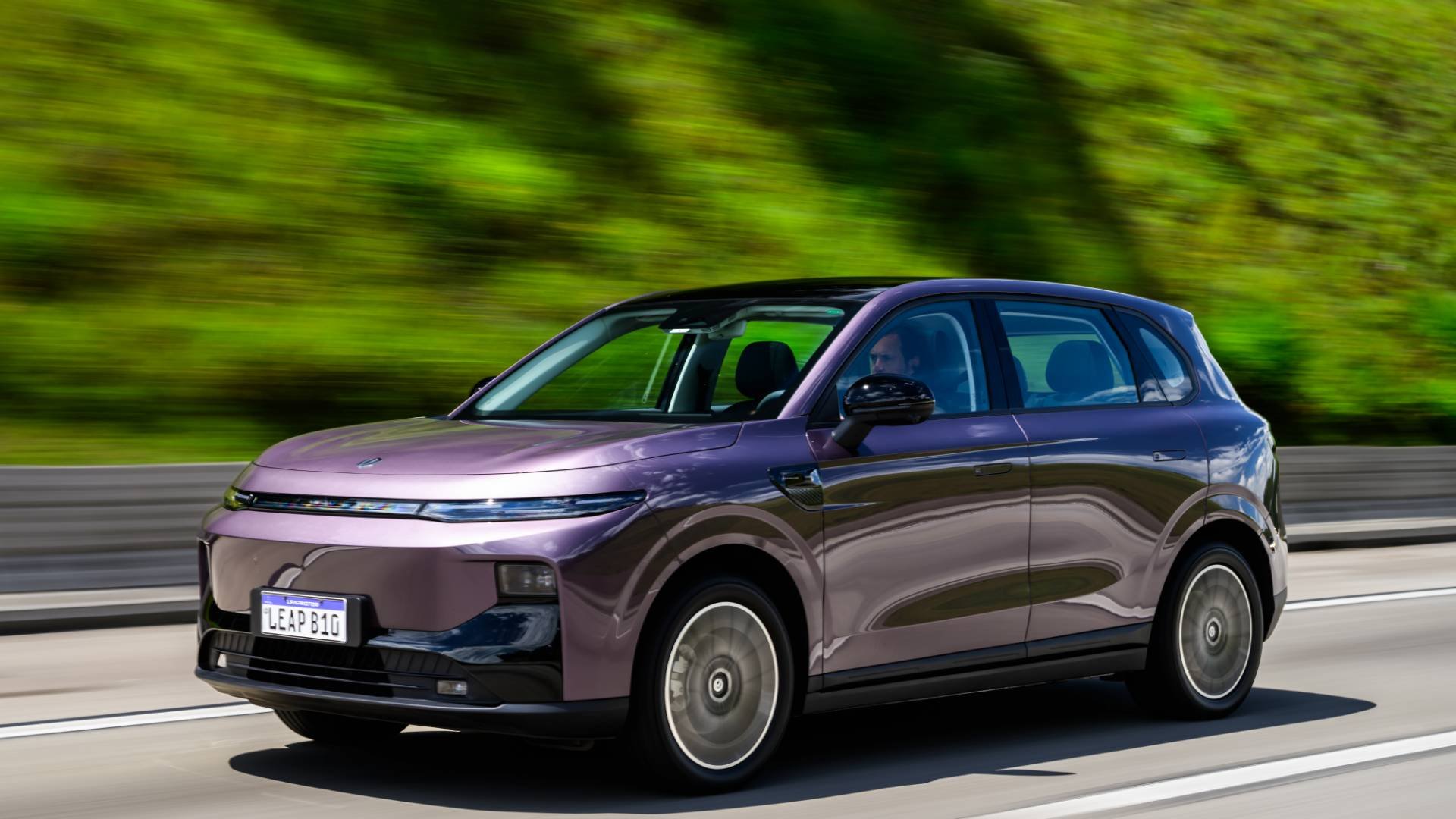 dianteira Leapmotor B10 BEV