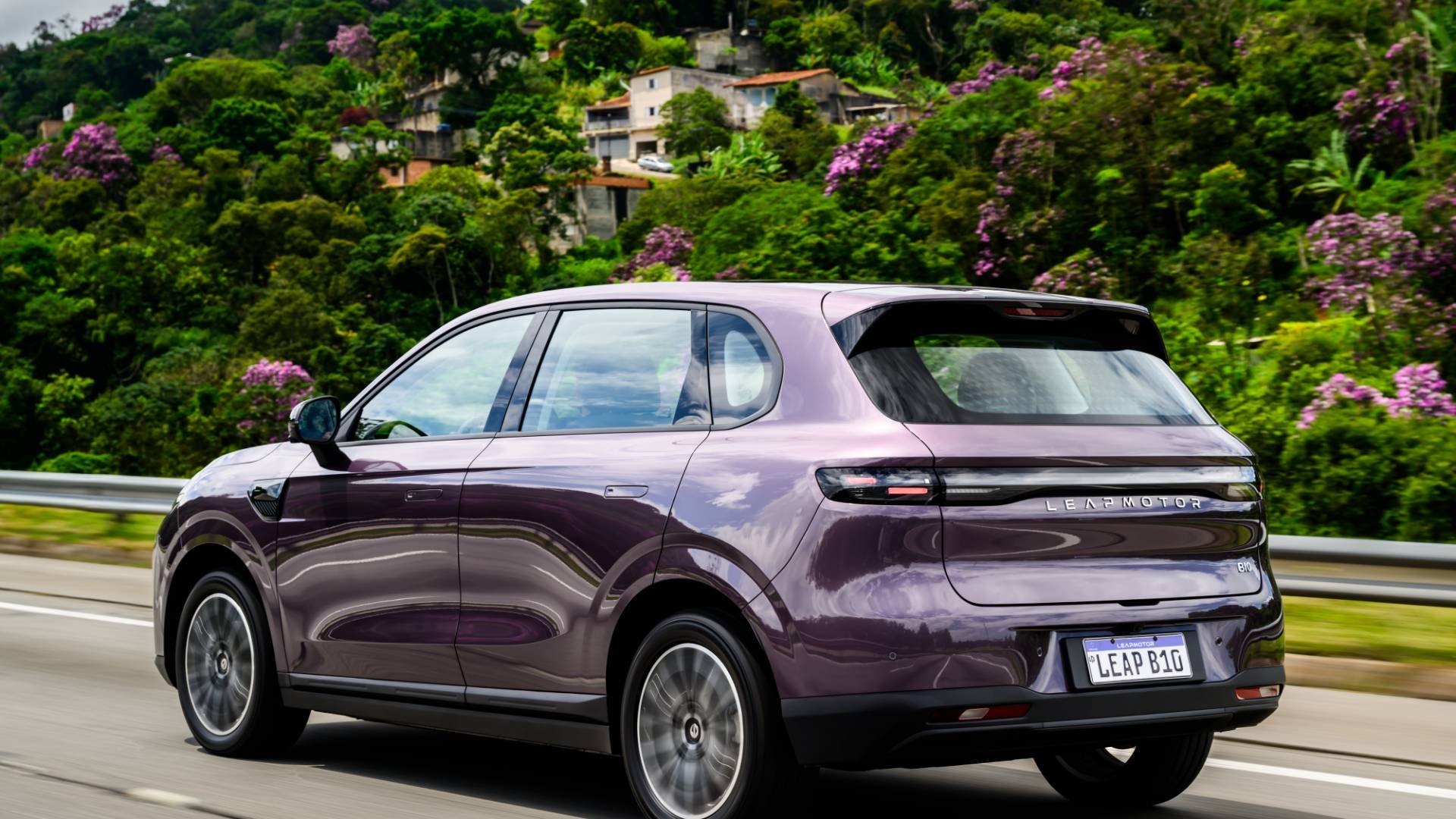 traseira Leapmotor B10 BEV