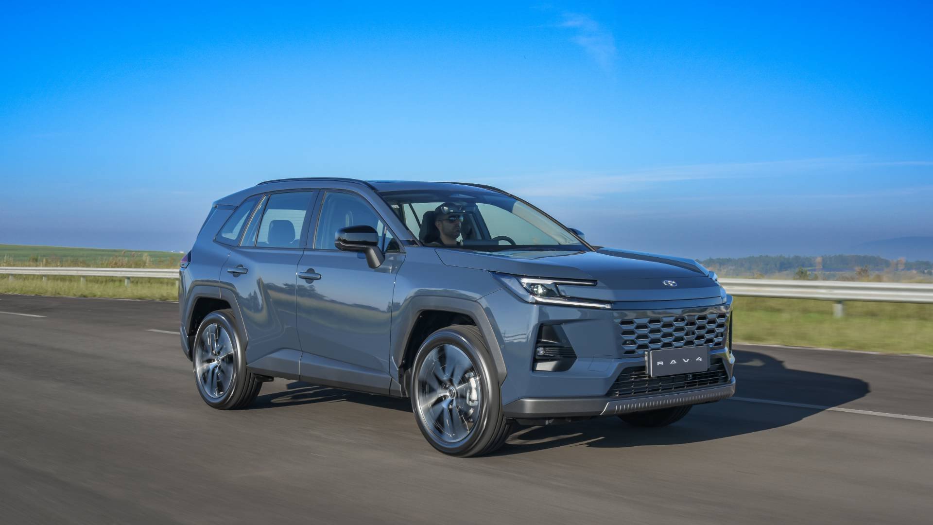 Toyota RAV4 HEV 2026