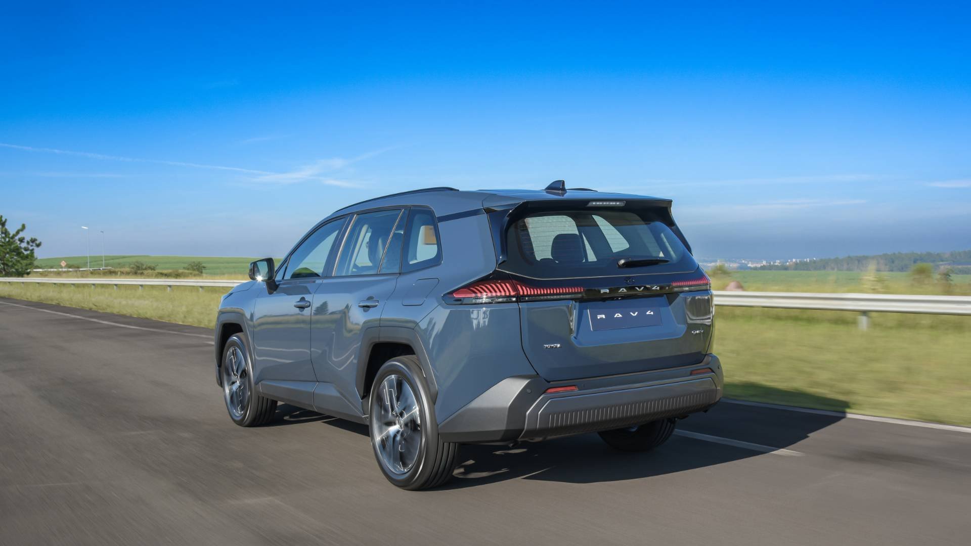 Toyota RAV4 2026 HEV