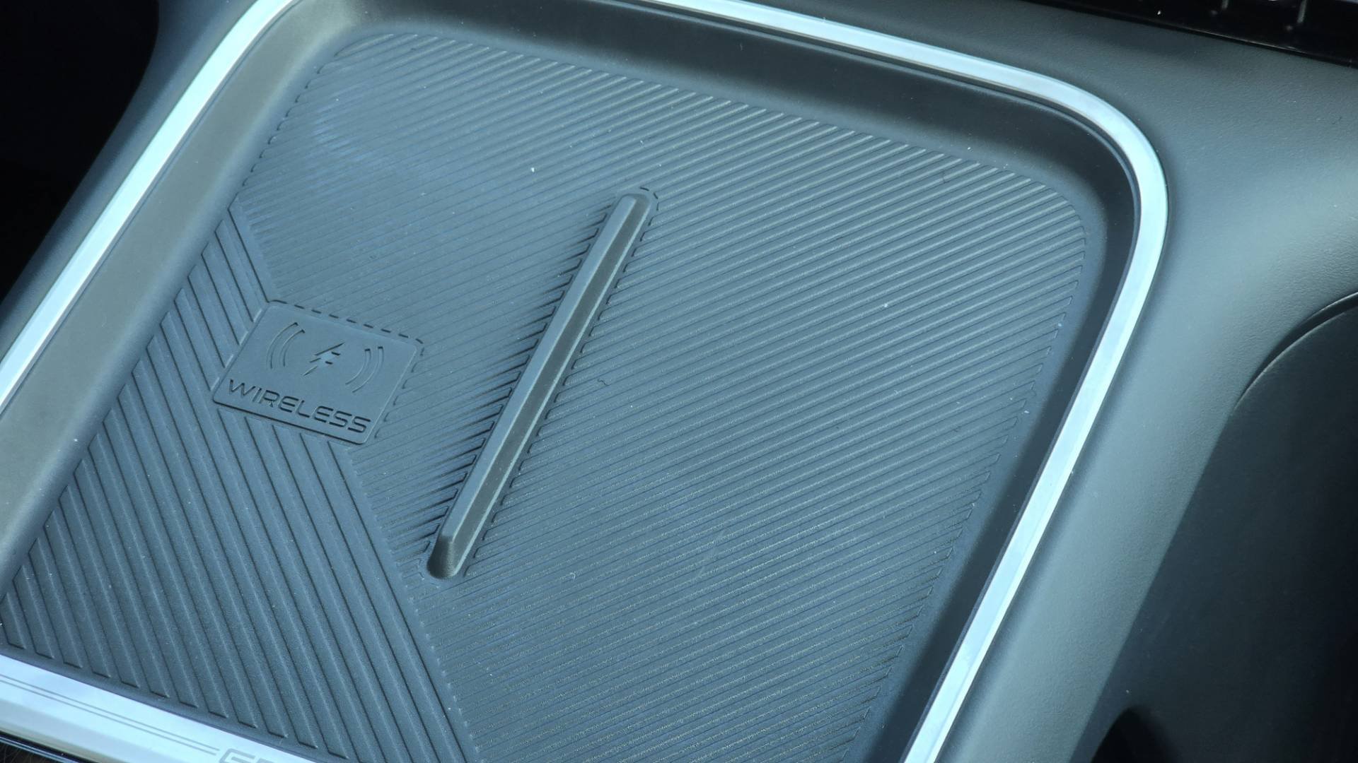 carregador Geely EX5 EM-i 2026