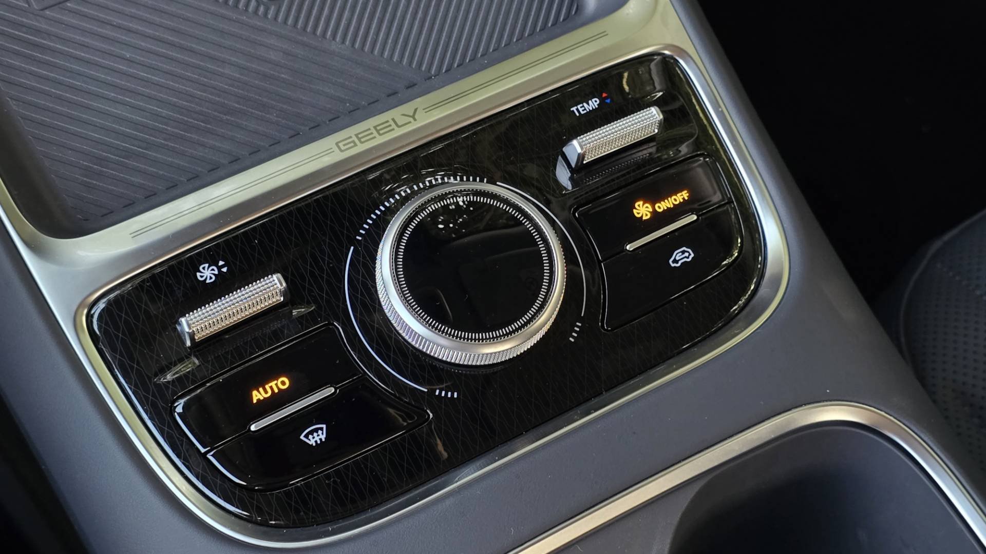 comandos Geely EX5 EM-i 2026