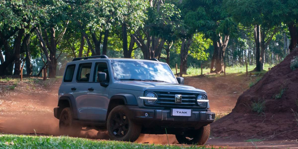 GWM Tank 300 PHEV flex