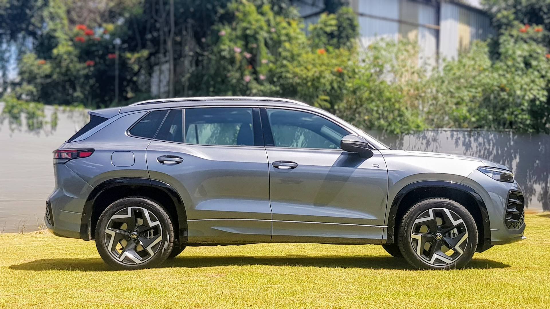 VW Tiguan 2026 R-Line 350 TSI