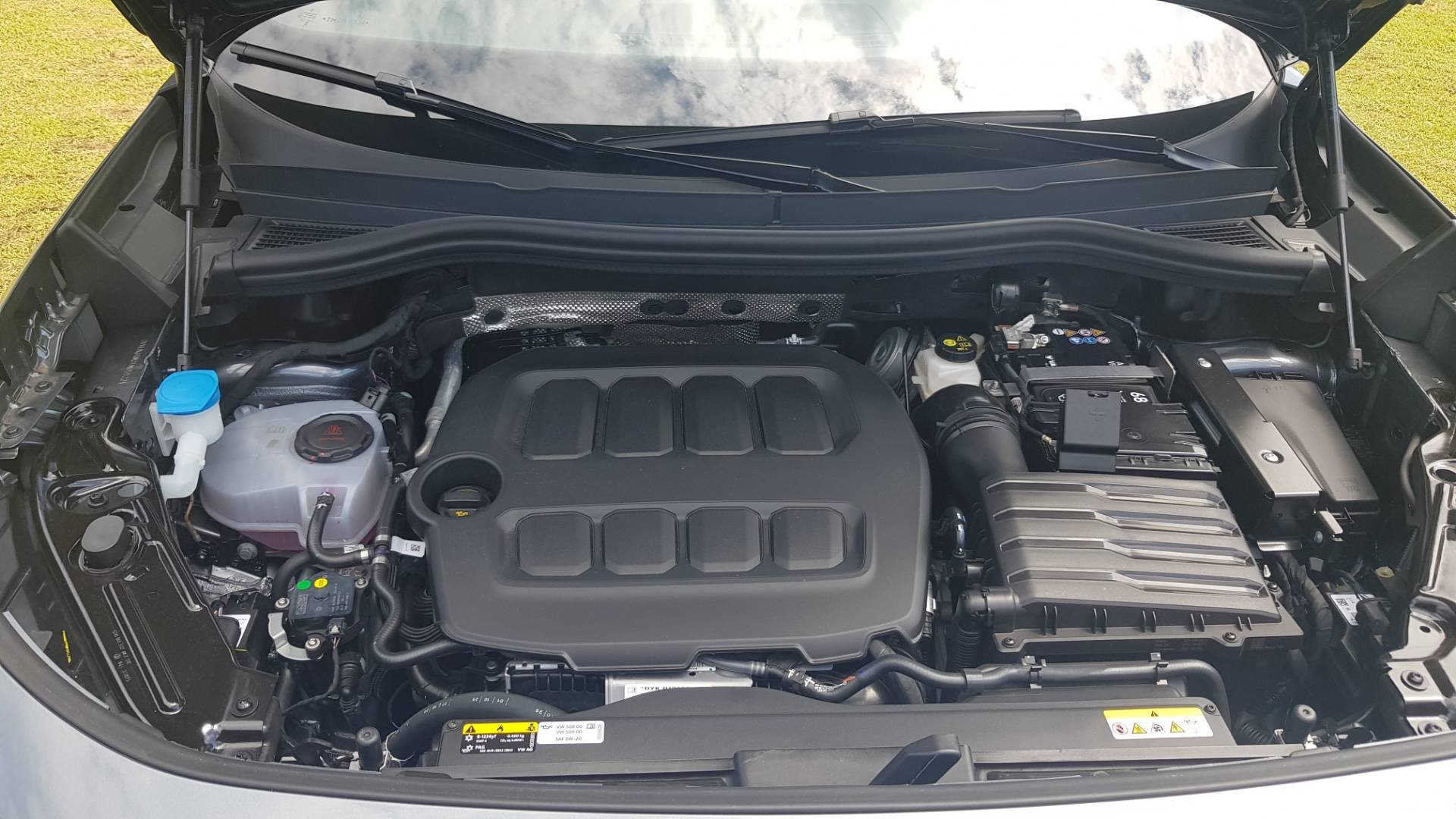 VW Tiguan 2026 R-Line 350 TSI