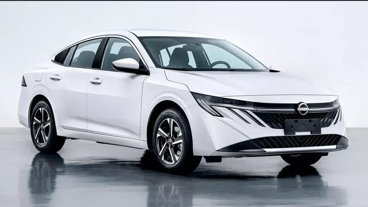 Nissan Sentra Sylphy versus BYD
