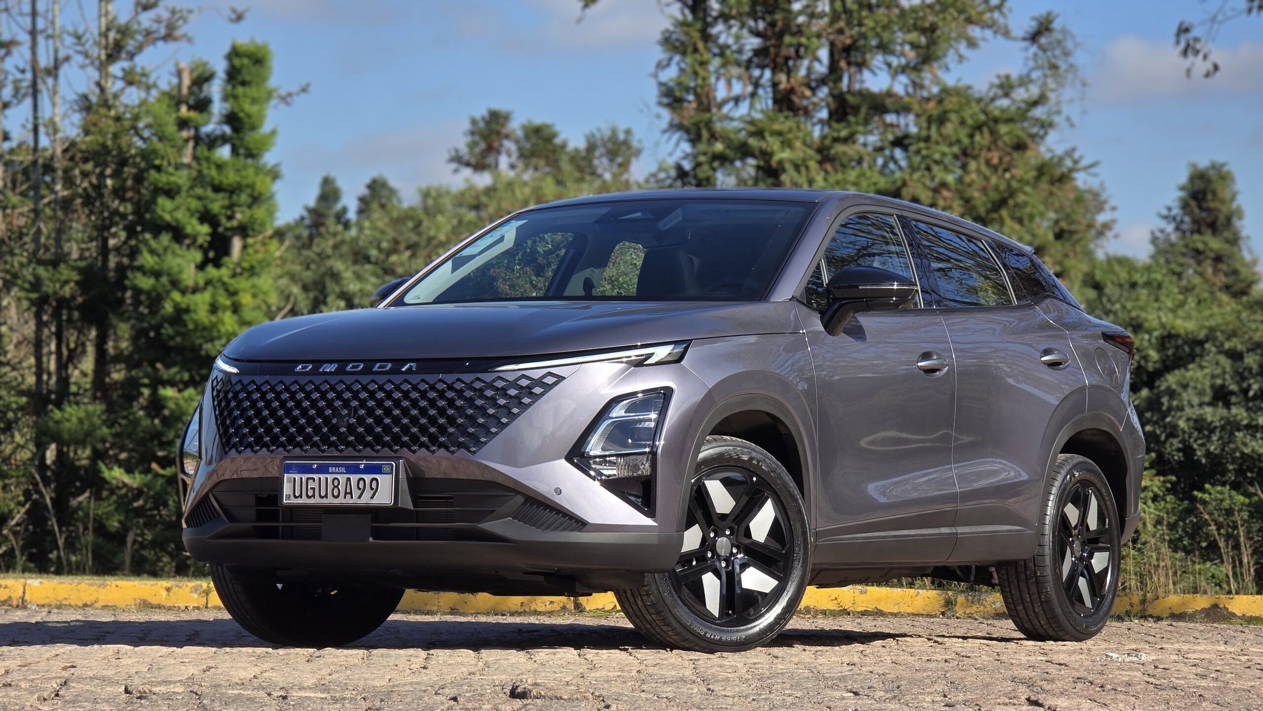 Omoda 5 HEV 2026 dianteira