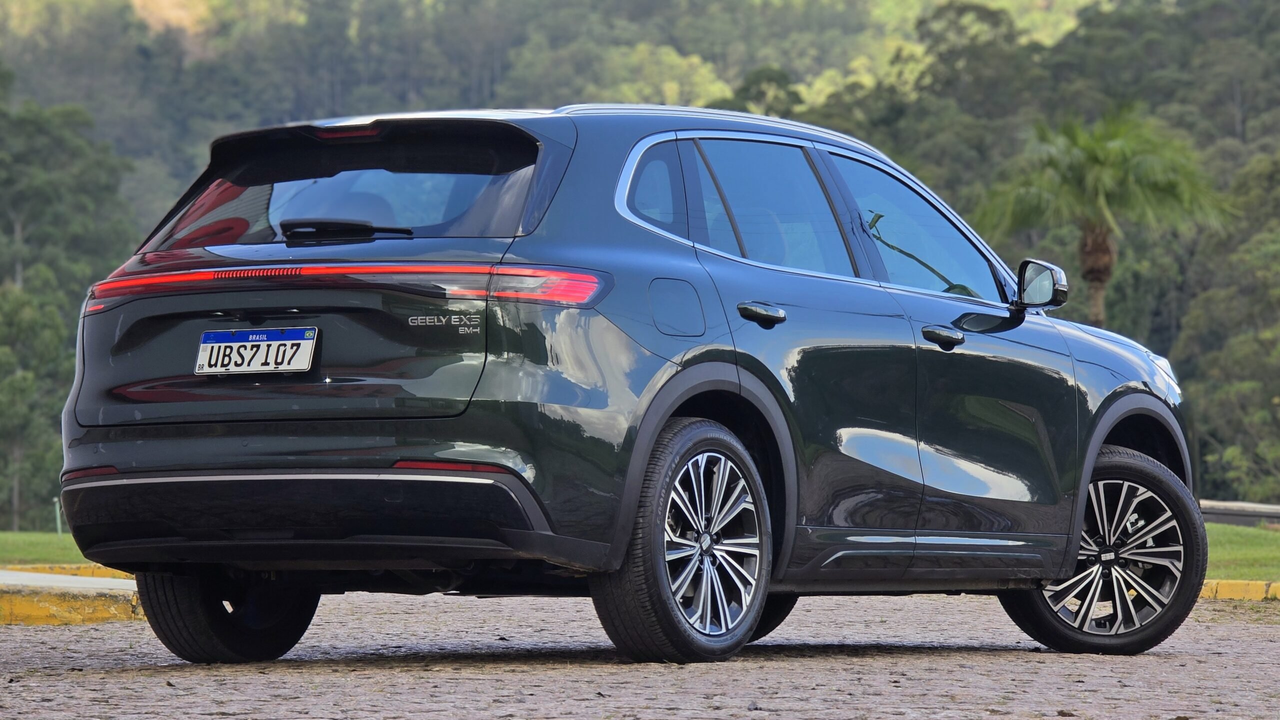 Geely EX5 EM-i PHEV 2026