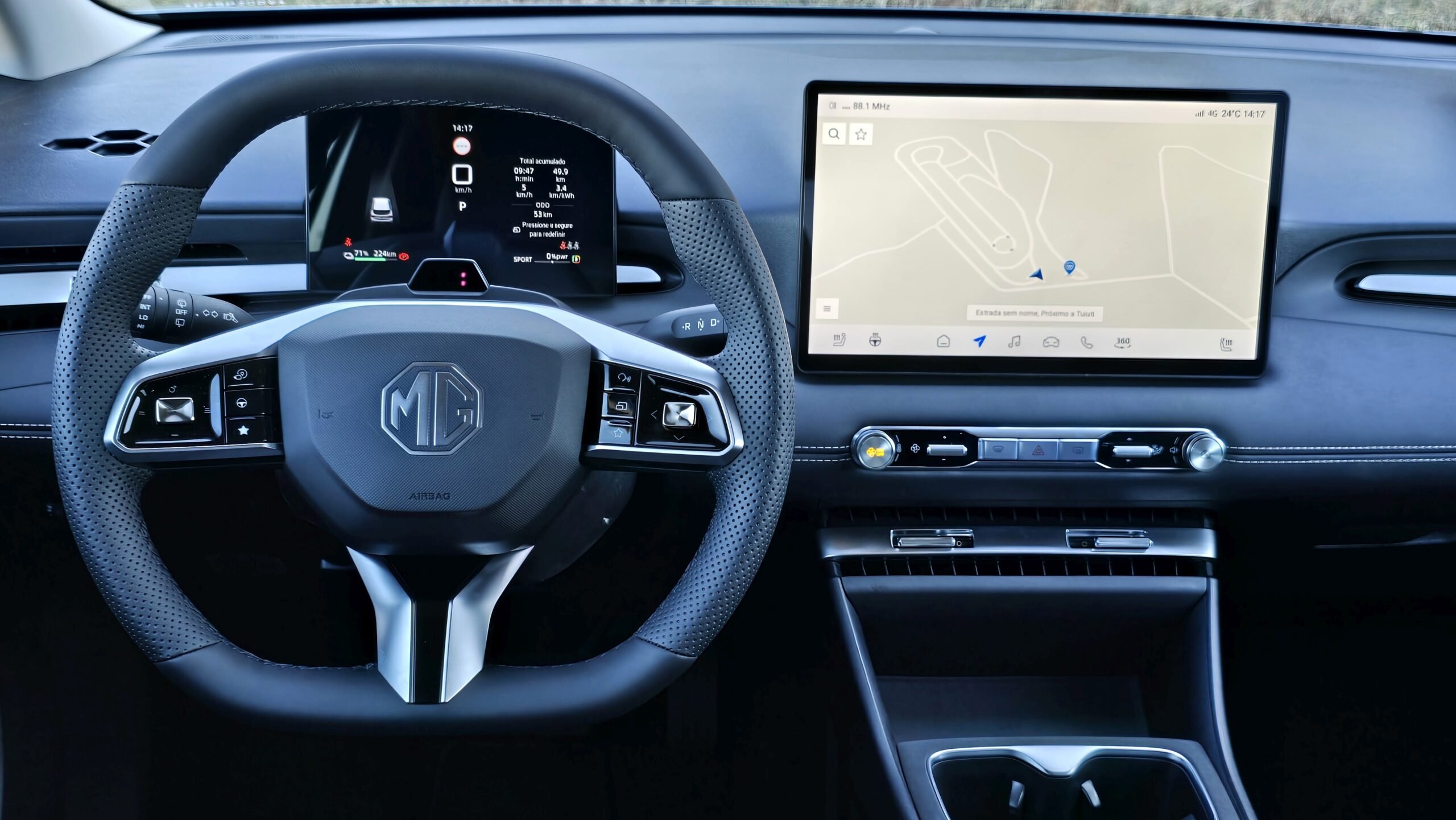 MG Motor MG4 Urban Luxury painel