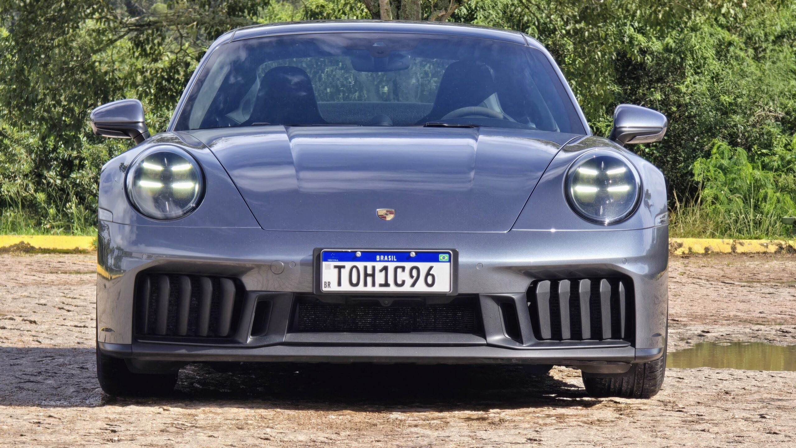 Porsche 911 Carrera GTS T-Hybrid 2026