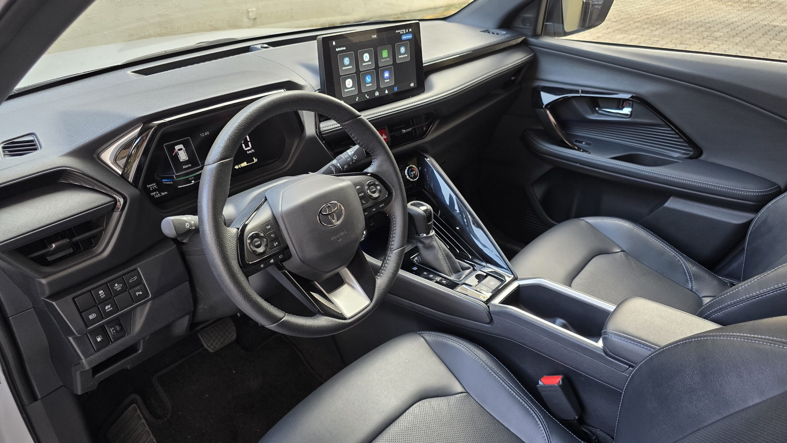 Toyota Yaris Cross Hybrid XRX cabine