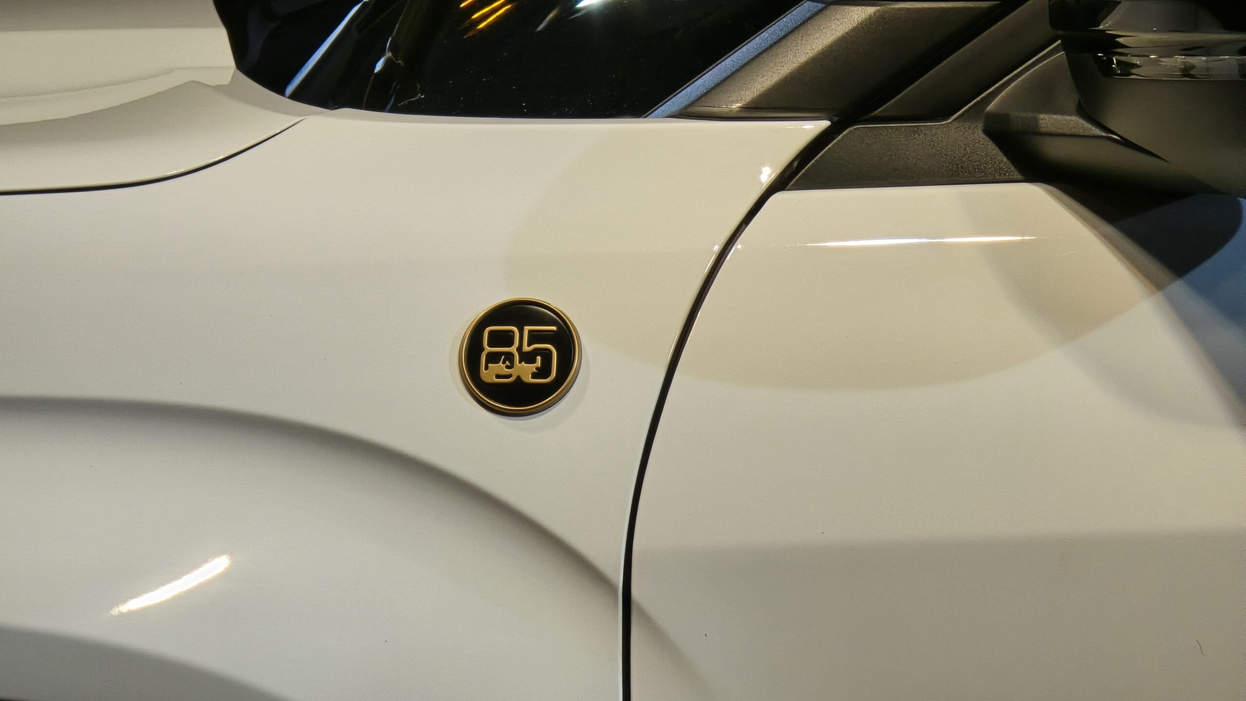 Jeep Avenger 85 Anos