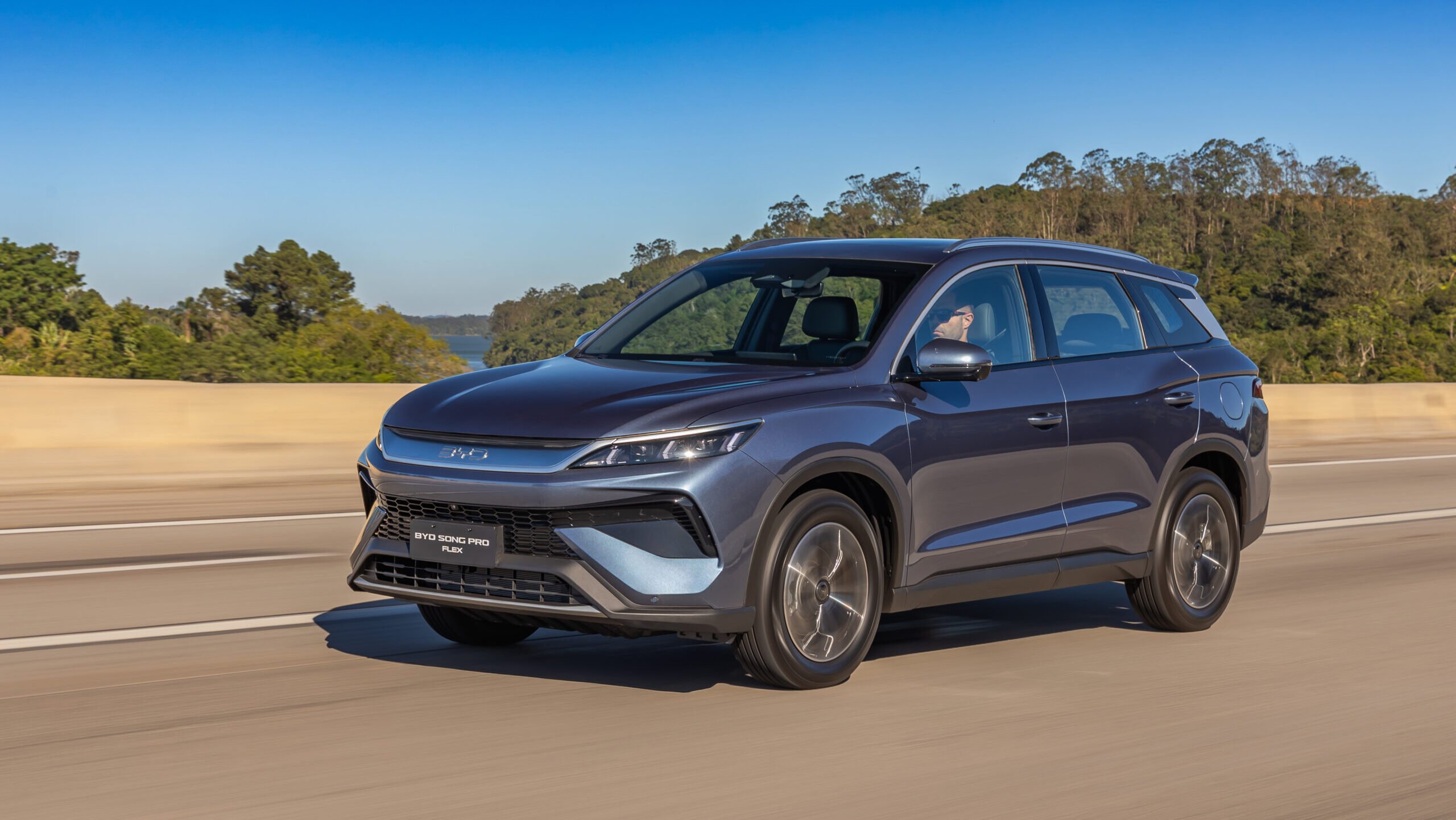 dianteira BYD Song Pro 2027 PHEV flex