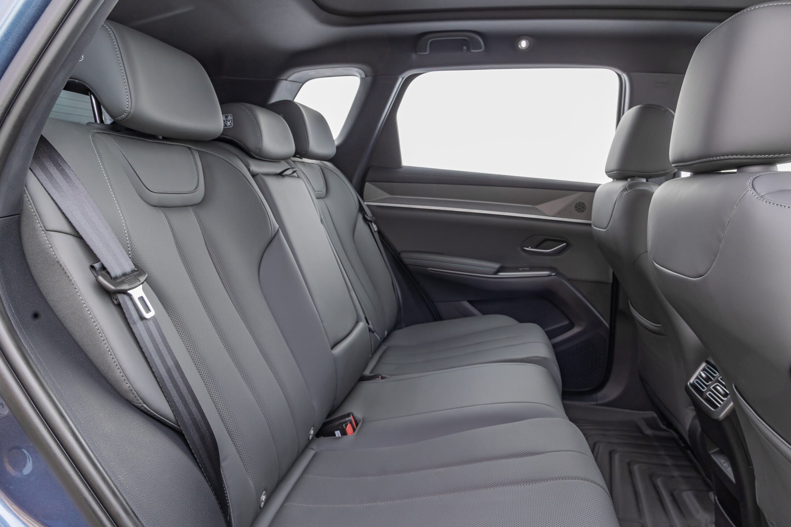 BYD Song Pro 2027 PHEV flex espaço traseiro