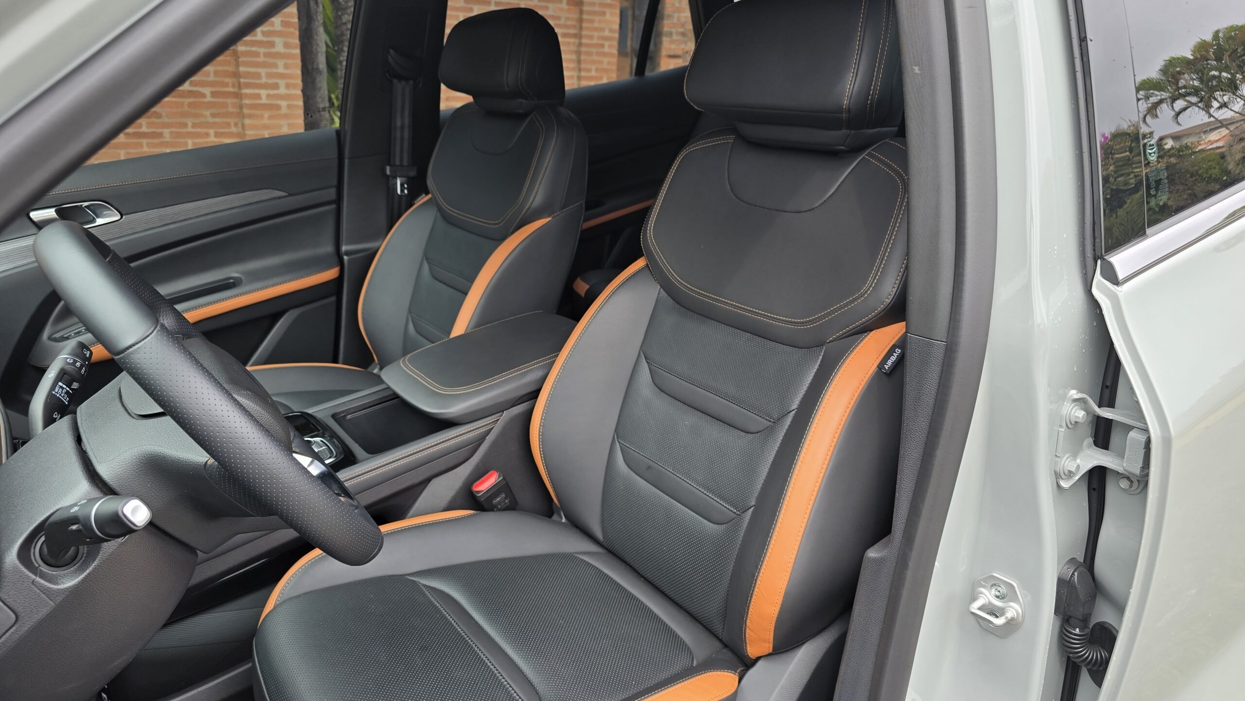 Ford Territory 2026 bancos dianteiros