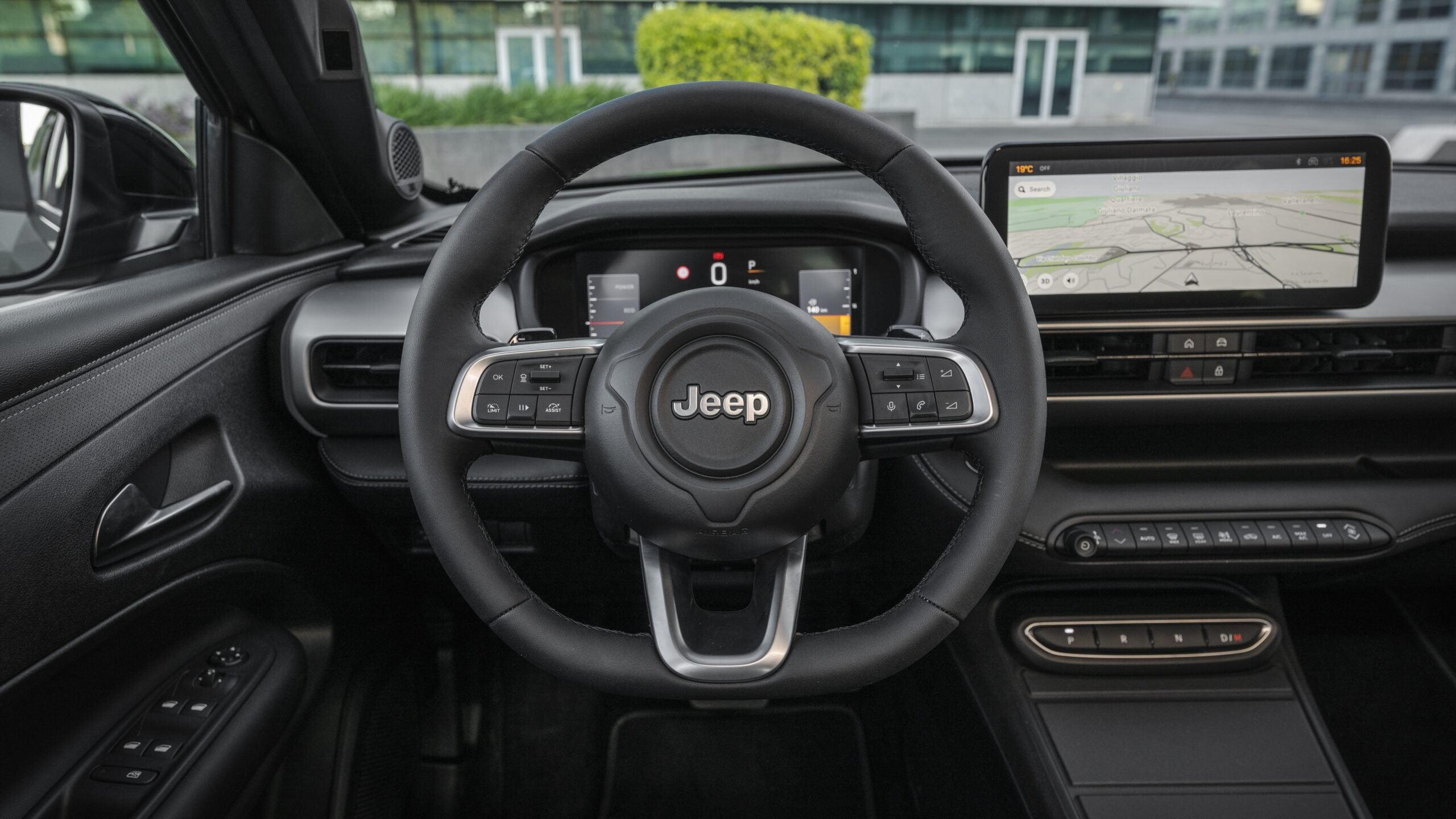 Jeep Avenger elétrico BEV 2027