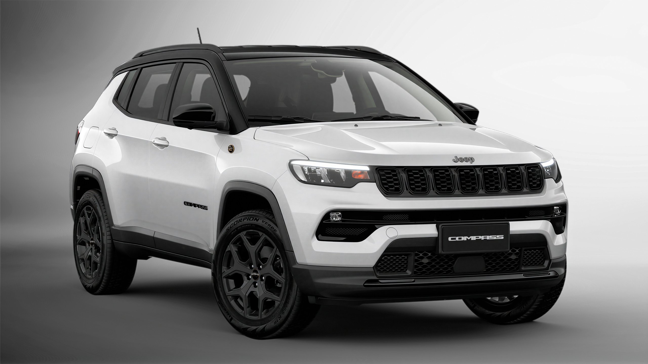 Jeep Compass 85 Anos