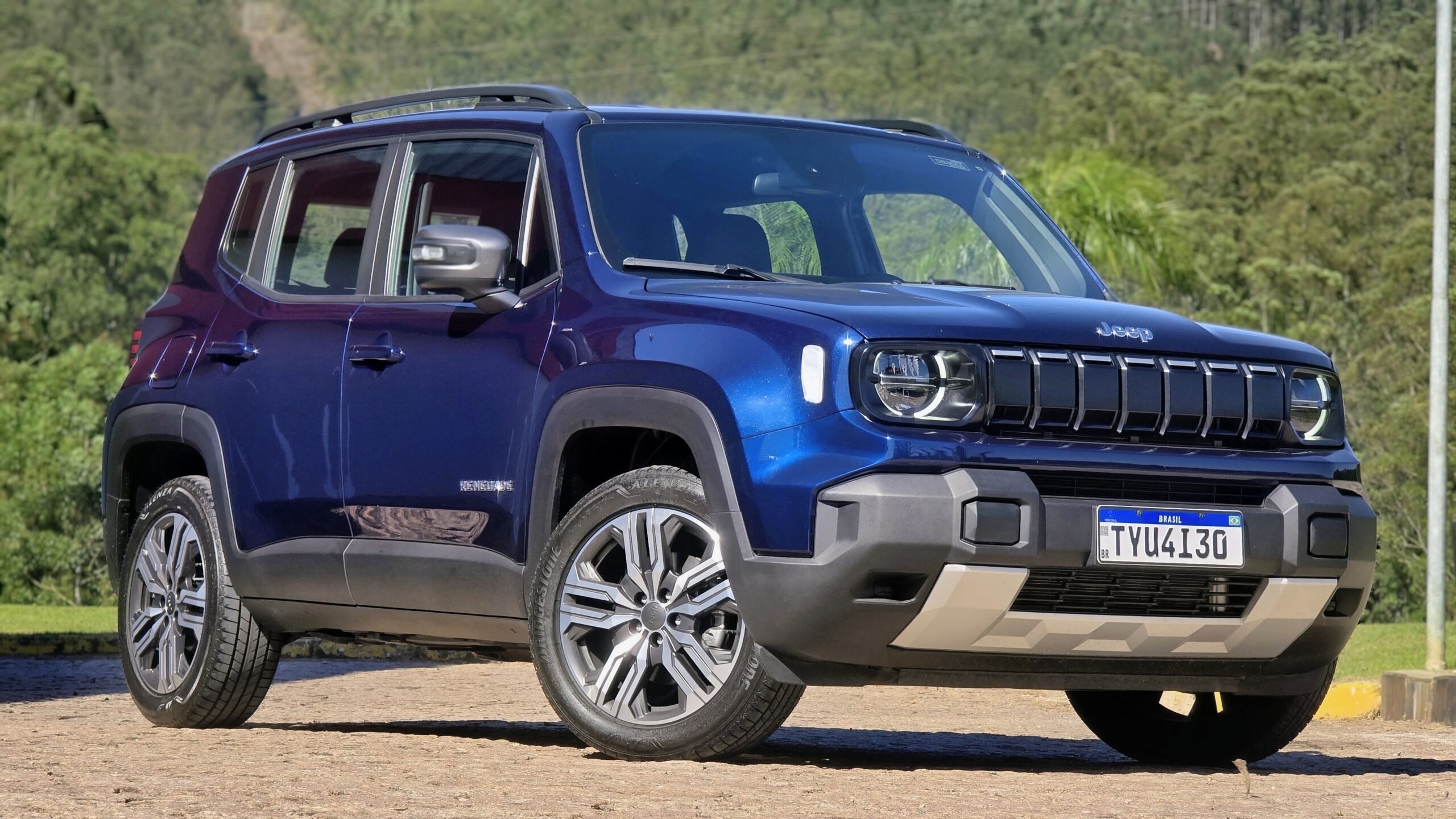 Jeep Renegade Longitude MHEV 2027 dianteira