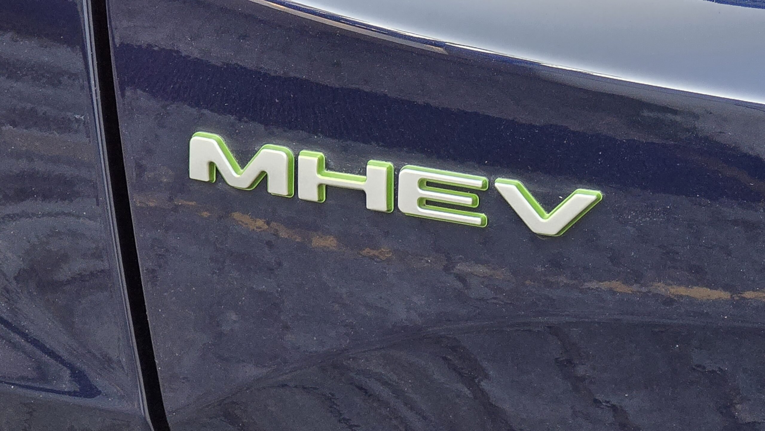 Jeep Renegade Longitude MHEV 2027 logotipo MHEV