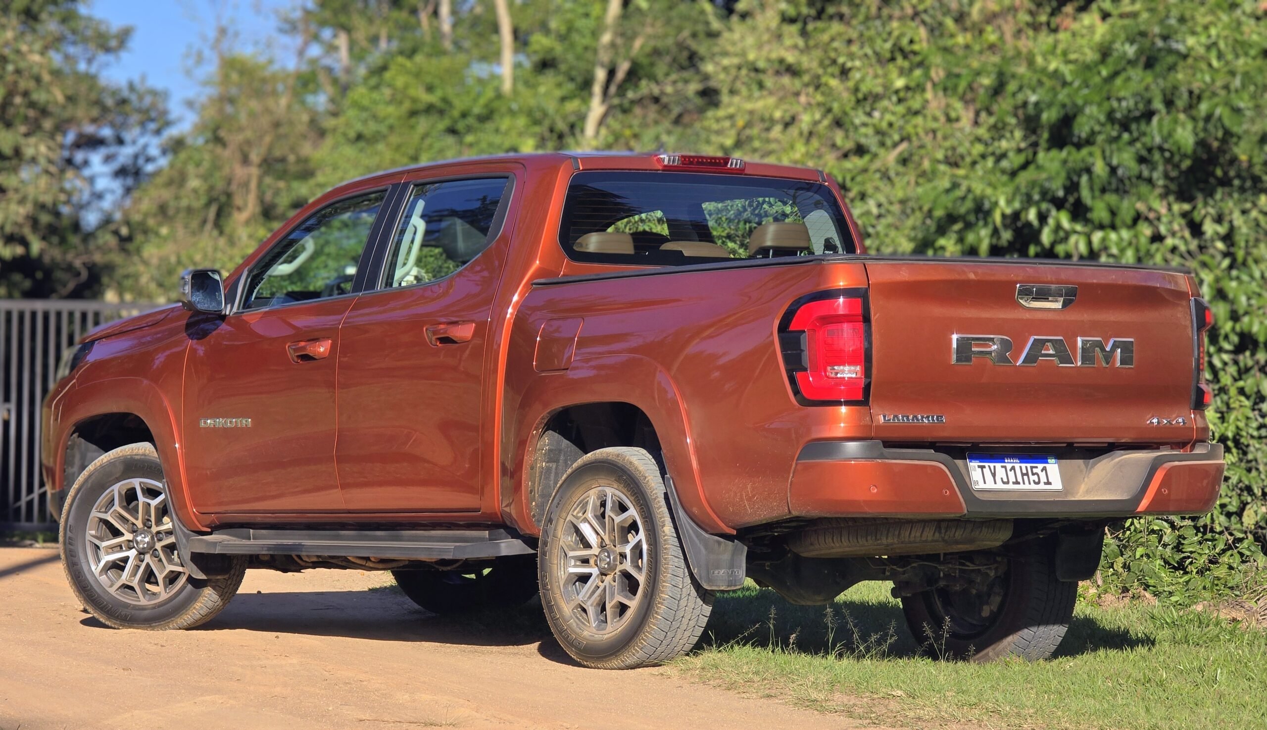 Ram Dakota Laramie 2026