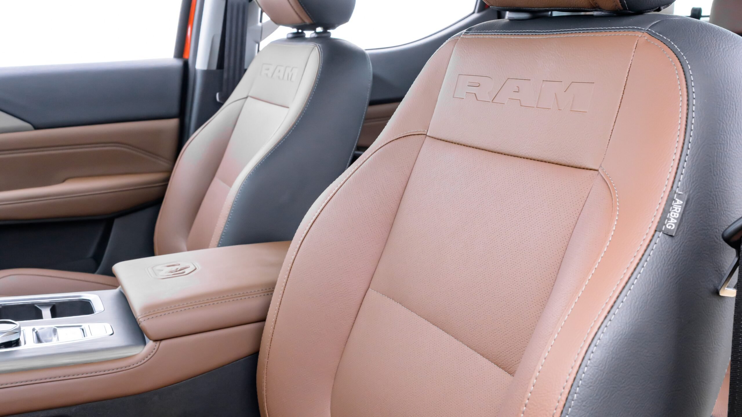 Ram Dakota Laramie 2026