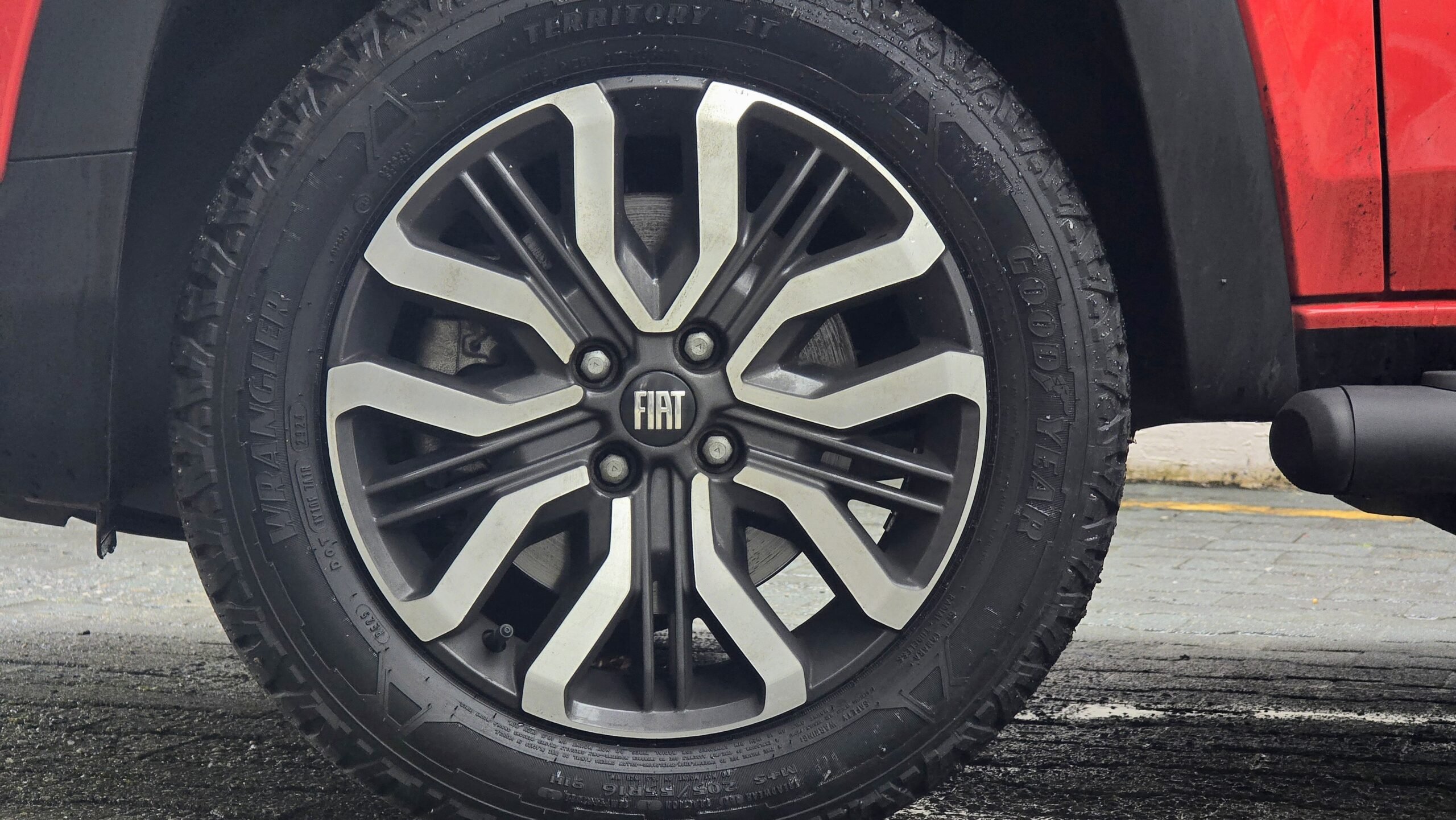 Fiat Strada Ranch 2027 roda e pneus
