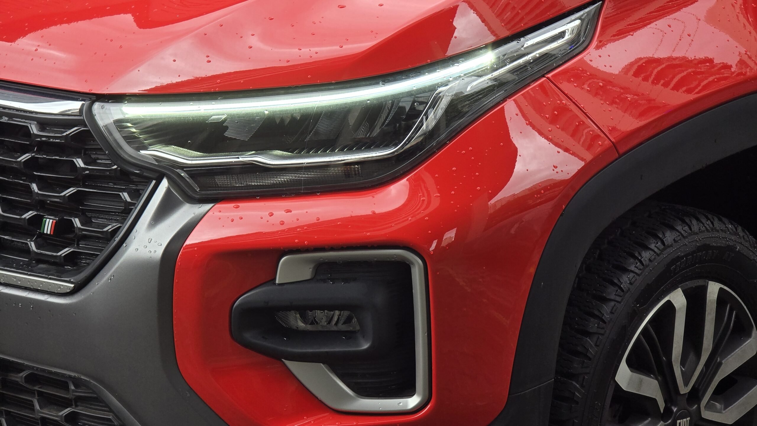 Fiat Strada Ranch 2027 farol