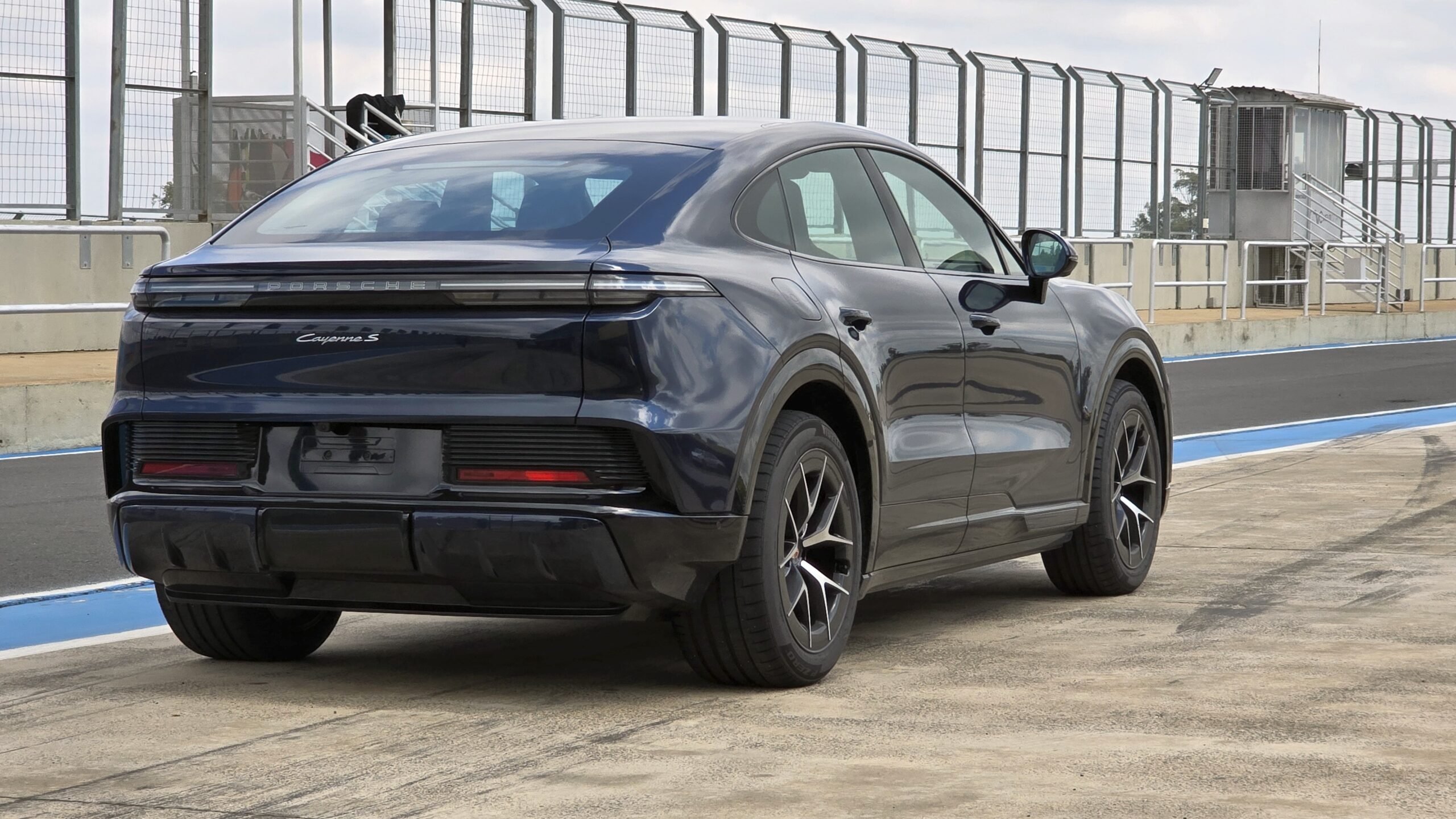 Porsche Cayenne Electric Coupé 2027