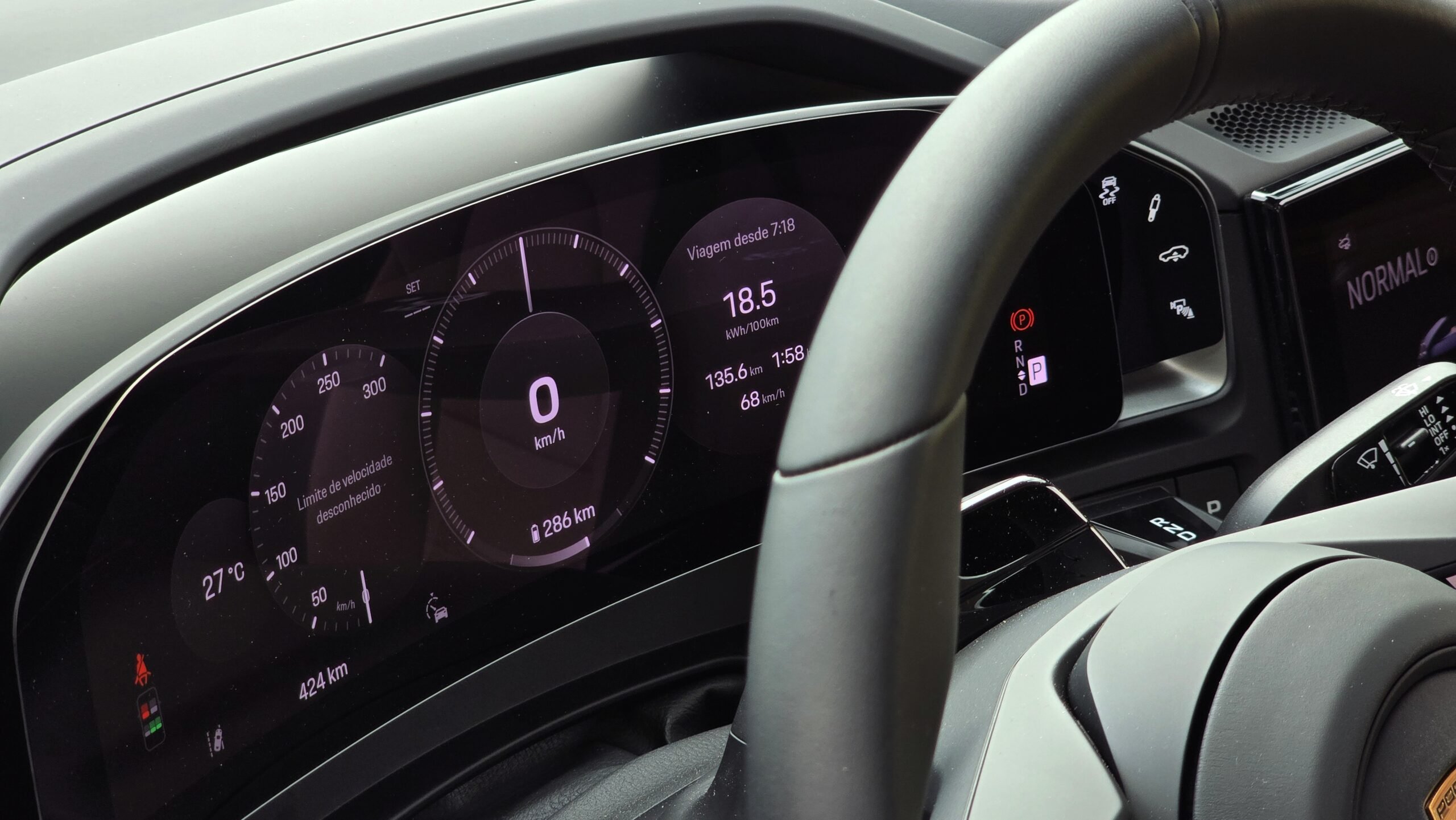 Porsche Cayenne Electric 2027