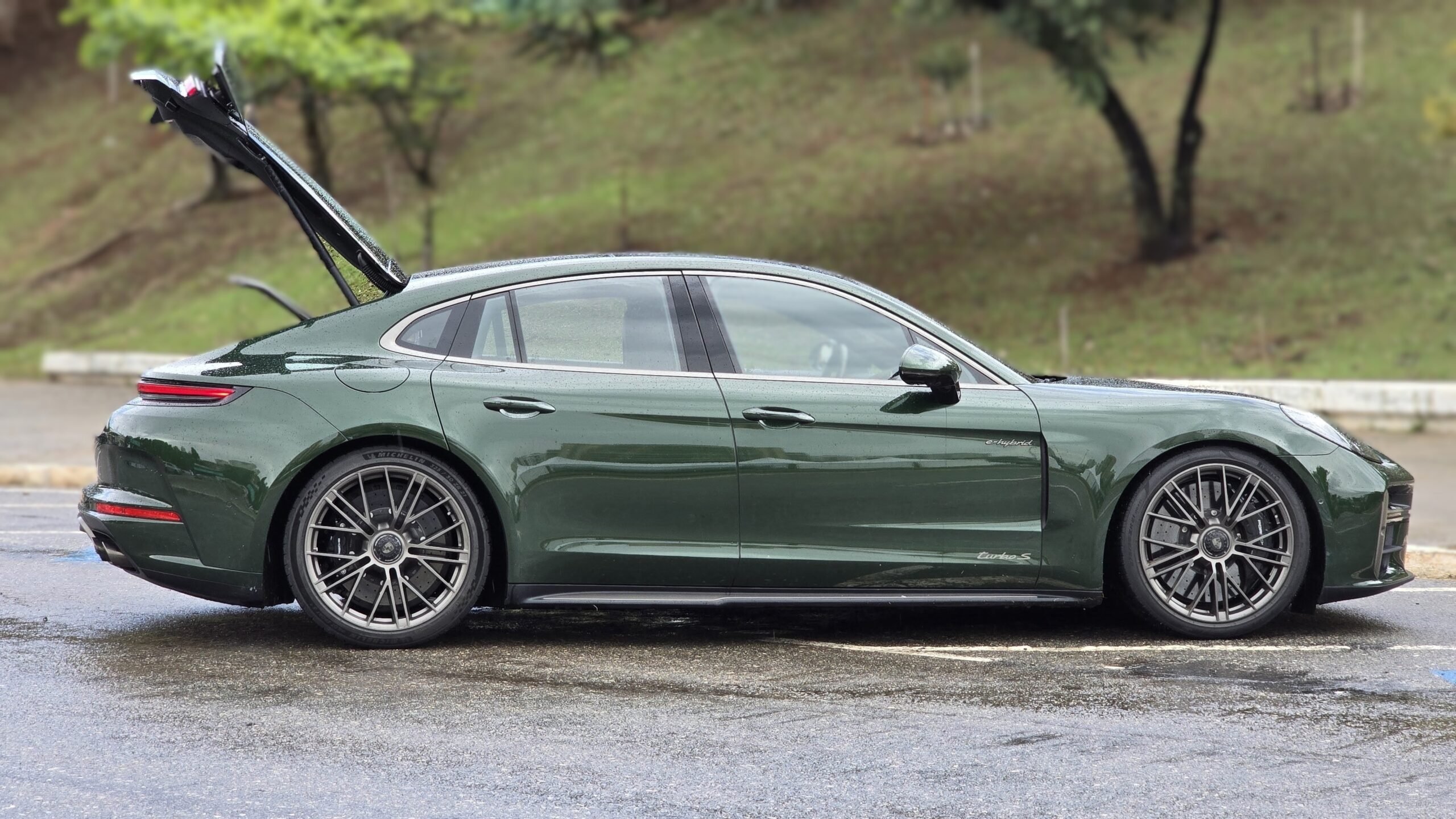 Porsche Panamera Turbo S E-Hybrid 2027